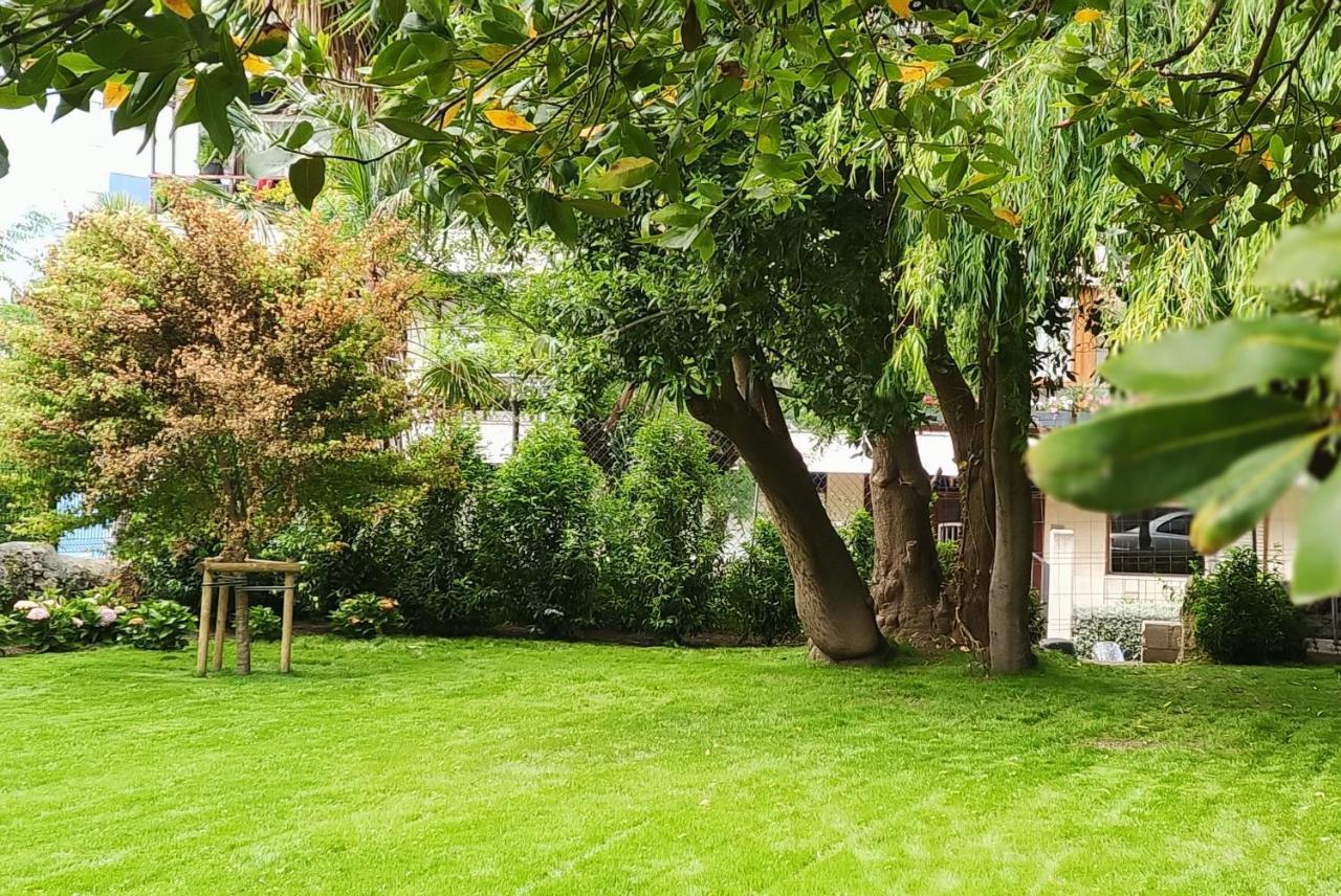 Le Petit Boutique Hotel (Adults Only) Сантандер Экстерьер фото