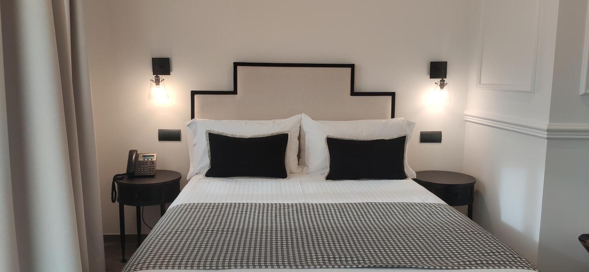 Le Petit Boutique Hotel (Adults Only) Сантандер Экстерьер фото