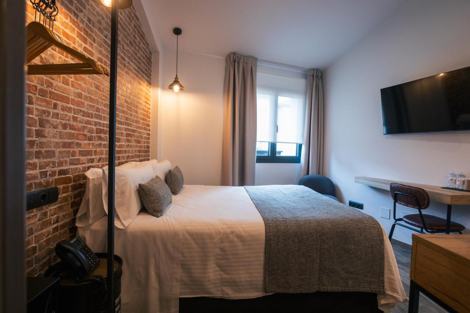 Le Petit Boutique Hotel (Adults Only) Сантандер Экстерьер фото