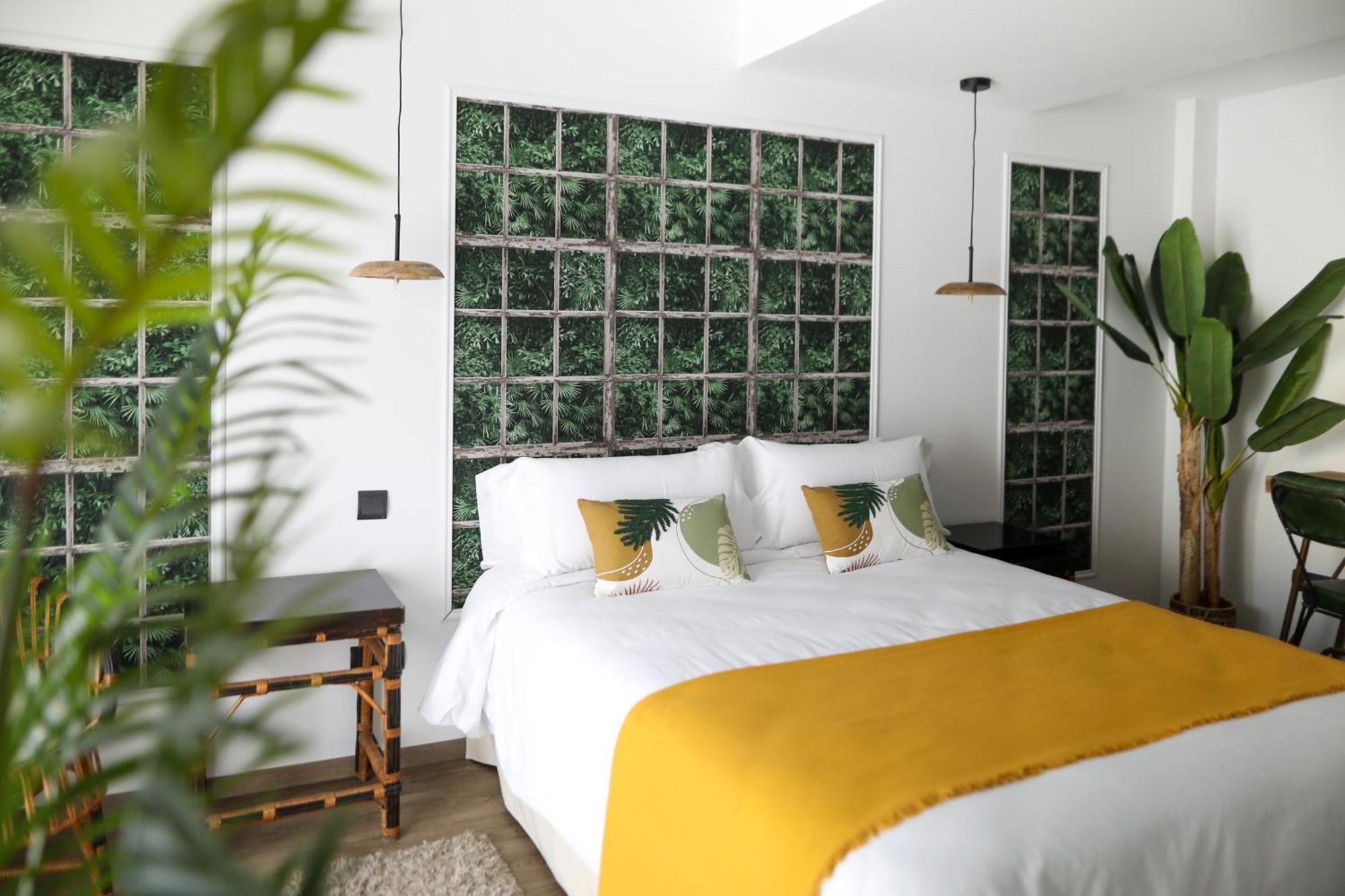 Le Petit Boutique Hotel (Adults Only) Сантандер Экстерьер фото